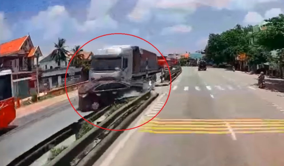 Video: Ô tô con Toyota Vios vượt ẩu kiểu "bon chen" trên quốc lộ 5 và cái kết