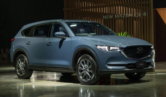 Cận cảnh Mazda CX-8 2022 mới "ra lò" với màu xám Polymetal Gray đẹp mắt