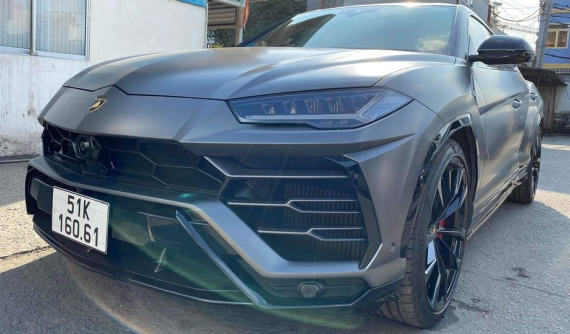 Lamborghini Urus với tùy chọn màu sơn gần 300 triệu đồng tại Việt Nam