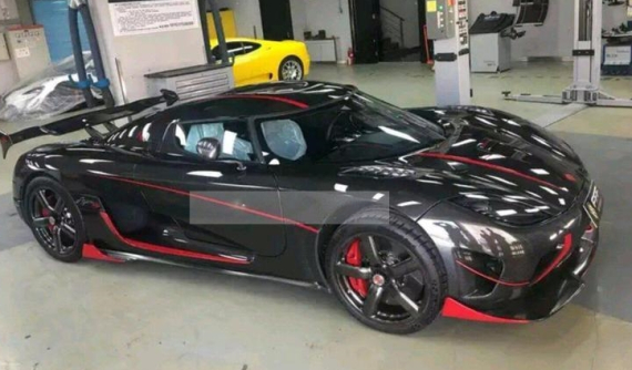 Siêu phẩm Koenigsegg Agera RS nhập lậu vào Trung Quốc chuẩn bị được đấu giá