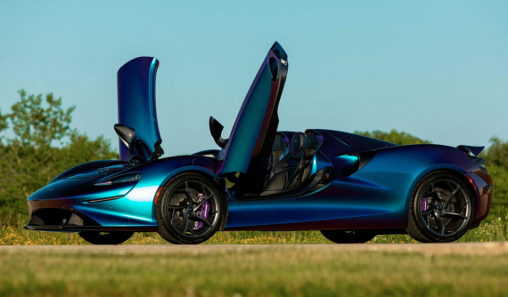 Siêu phẩm McLaren Elva với màu sơn "tắc kè" này được định giá gần 65 tỷ đồng