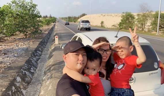 "Chiến thuật" tự lái Kia Morning đi du lịch Hà Nội - Đà Nẵng mà không mệt của cặp vợ chồng có 2 con nhỏ