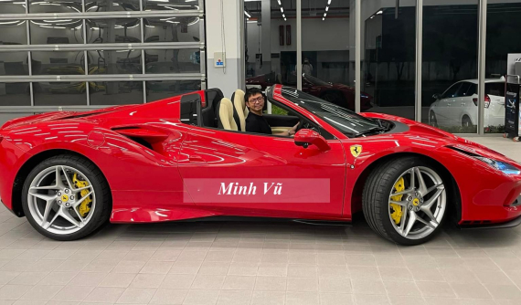 Ferrari F8 Spider chính hãng đầu tiên về nước, chung nhà cùng Porsche 911 Turbo S 992