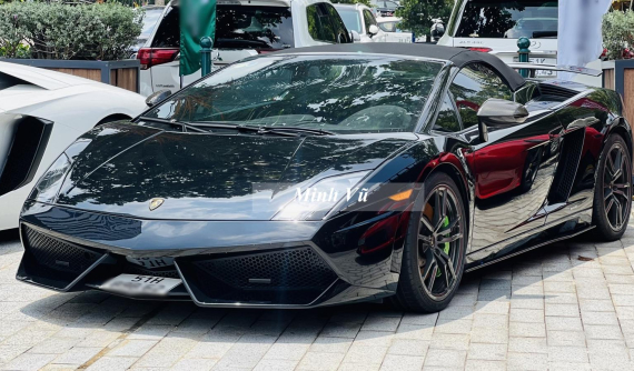 Những thay đổi của siêu xe Lamborghini Gallardo LP570-4 Spyder Performante độc nhất Việt Nam sau 2 năm về nước