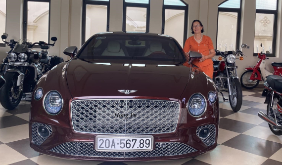 Bentley Continental GT V8 cá nhân hóa của doanh nhân Thái Nguyên sở hữu biển sảnh rồng