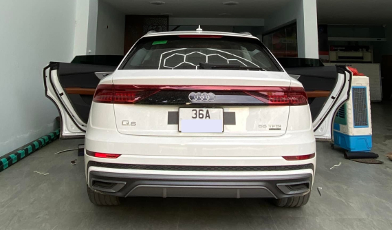 "Tiểu Lamborghini Urus" hiếm hoi xuất hiện ở Thanh Hóa