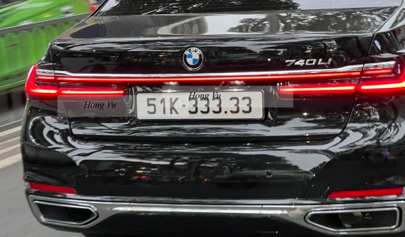 Xe sang BMW 740 Li hơn 6,5 tỷ đồng lăn bánh tại Sài thành với siêu biển ngũ quý 3