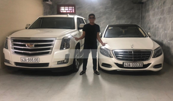 Cư dân mạng xuýt xoa trước cặp xe nhà giàu mang biển ngũ quý ở Đà Nẵng