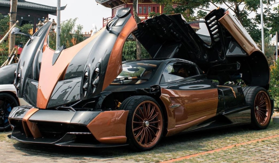 "Thần gió" Pagani Huayra mui trần của đại gia Indonesia