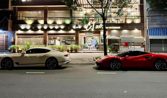 Video: Vợ chồng Cường "Đô-la" chạy Ferrari F8 Tributo và Bentley Continental GT "phượt" xuống Vũng Tàu ngày lễ