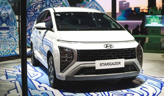 Hyundai lên tiếng giải thích lý do vì sao Stargazer không được trang bị phanh tay điện tử