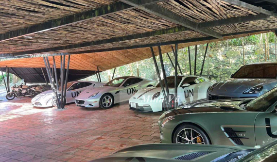 Khám phá garage bí ẩn tiếp theo chứa 1 phần nhỏ bộ sưu tập xe gần 500 chiếc của doanh nhân Việt