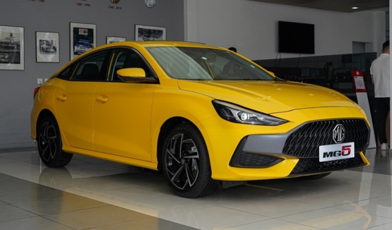 Khó khăn chồng chất khó khăn, MG Việt Nam lần đầu tăng giá bán 2 mẫu xe mới MG 5 và MG ZS