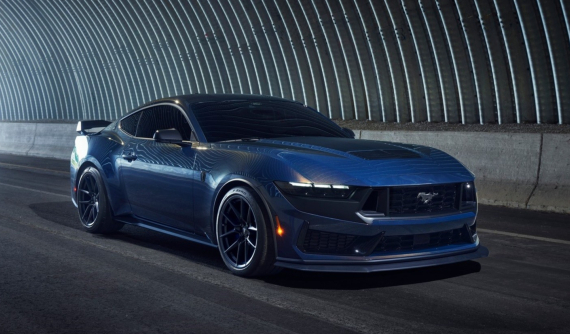 Làm quen với "xe đua đường phố" Ford Mustang Dark Horse 2024