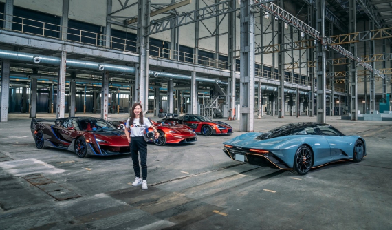 Nữ doanh nhân người Singapore sở hữu bộ sưu tập siêu xe McLaren khiến ai cũng phải thèm khát