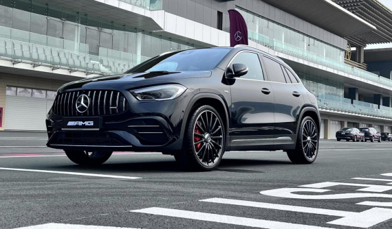 Cận cảnh Mercedes-AMG GLA 45 S với động cơ 2.0L mạnh nhất thế giới mới ra mắt Việt Nam, giá từ 3,43 tỷ đồng