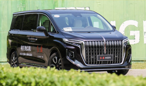 Hồng Kỳ HQ9 2023 - đối thủ của "chuyên cơ mặt đất" Toyota Alphard - được chốt giá rẻ hơn dự kiến