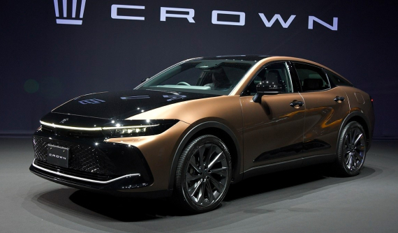 Toyota Crown Crossover