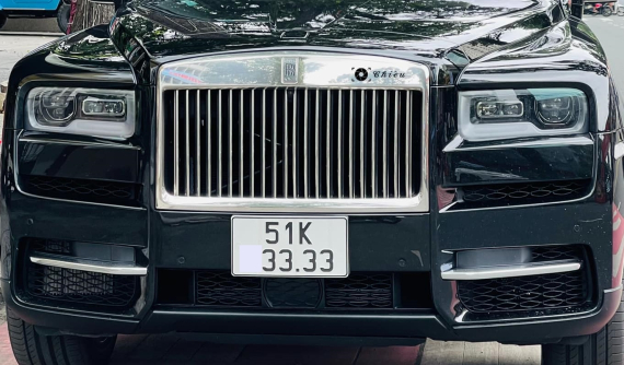 "Viên kim cương" Rolls-Royce Cullinan sẽ có giá bao nhiêu khi chủ nhân may mắn bấm được biển tứ quý?