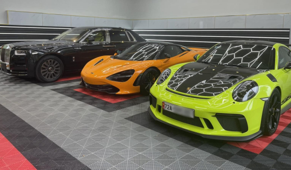 Choáng ngợp với garage xe của Rolls-Royce Phantom VIII đầu tiên định cư ở Vũng Tàu