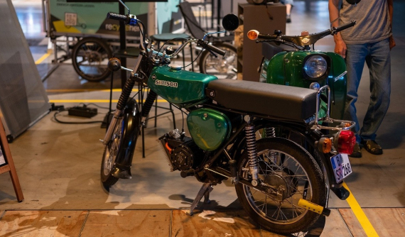 Những chiếc Simson huyền thoại quay trở lại thị trường dưới dạng xe máy điện