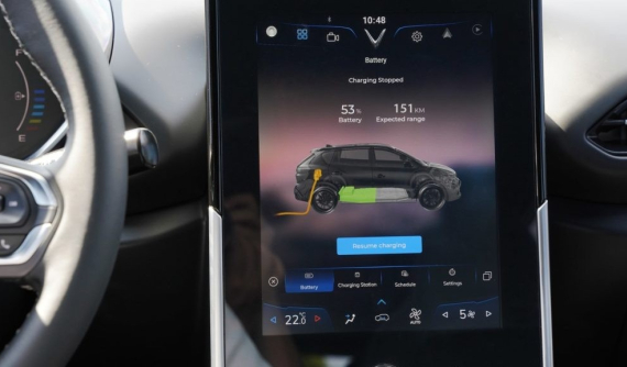 Vì sao không nên sạc đầy pin ô tô điện đến 100%? Có cần sạc hàng đêm không?