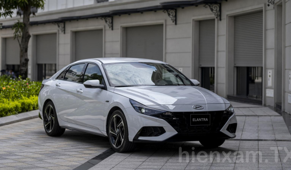 Đánh giá Hyundai Elantra N-Line 2022: Bắt mắt thôi chưa đủ, cảm giác lái mới là điểm nhấn