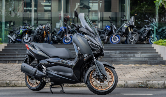 Cảm nhận nhanh Yamaha Xmax 300 2022, xe tay ga cỡ lớn dễ dàng "phượt" Sài Gòn - Đà Lạt chỉ với 1 bình xăng đầy