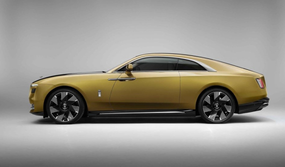 Xe điện đầu tiên của Rolls-Royce ra mắt, vẫn có lưới tản nhiệt đặc trưng, giao hàng vào cuối năm 2023
