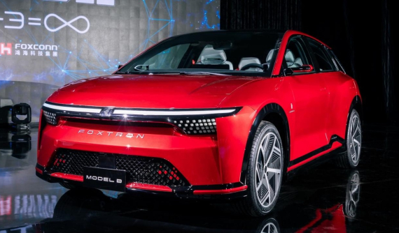 Foxtron Model B của nhà sản xuất iPhone chính thức ra mắt, nội thất có chi tiết giống VinFast VF6