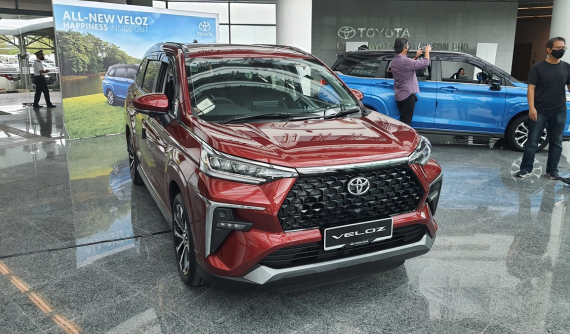 Cận cảnh Toyota Veloz 2022 dành cho Malaysia với trang bị tốt hơn và giá rẻ hơn Veloz Cross ở Việt Nam