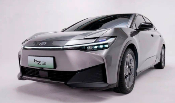 Ra mắt Toyota bZ3 - xe điện với kích thước như Camry, chạy được 600 km sau khi sạc