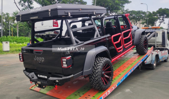 Xuất hiện Jeep Gladiator phiên bản độ cực chất trước giờ khai mạc VMS 2022