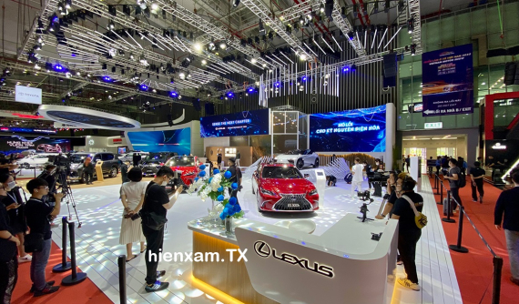 Vietnam Motor Show 2022 chính thức khai mạc, đánh dấu sự trở lại của triển lãm xe hoành tráng nhất Việt Nam
