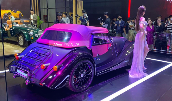 Plus Four và Plus Six tỏa sáng trong gian hàng của Morgan ở lần đầu tham dự Vietnam Motor Show