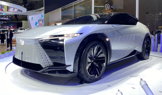 Video: Những chiếc xe đáng xem nhất tại triển lãm ô tô Việt Nam 2022