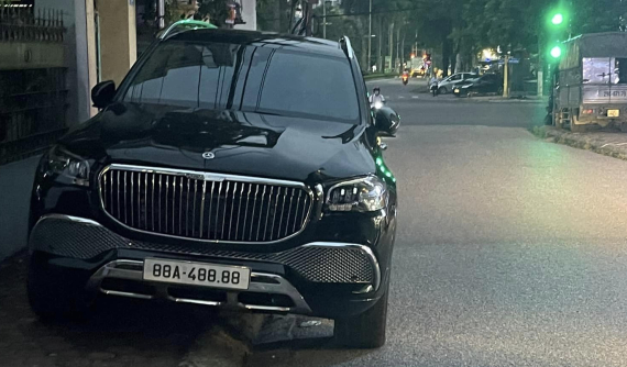 Chiếc biển số siêu đẹp 88A-488.88 đang thuộc về xe nào? Liệu nhà giàu có may mắn sở hữu biển khủng này?