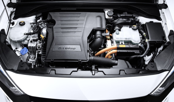 Nếu pin bị hỏng, xe hybrid có thể chạy bằng một mình động cơ xăng không?