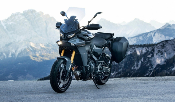 Yamaha Tracer 9 GT+ Sport 2023 ra mắt với hệ thống kiểm soát hành trình thích ứng và định vị