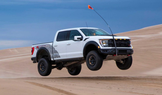 Lộ mức tiêu thụ nhiên liệu của "quái vật" Ford F-150 Raptor R 2023 có sức mạnh hơn cả siêu xe sắp về nước