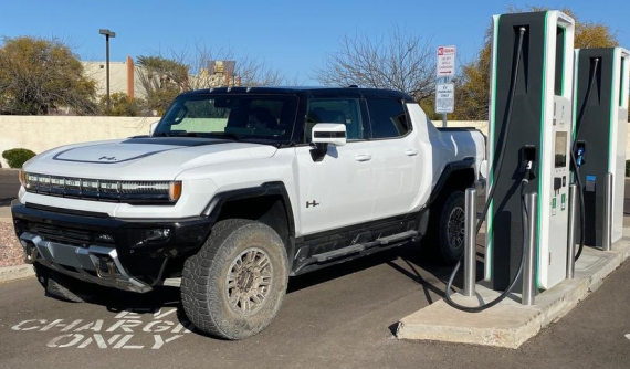 Chi phí sạc đầy pin cho xe tải điện GMC Hummer EV là bao nhiêu?
