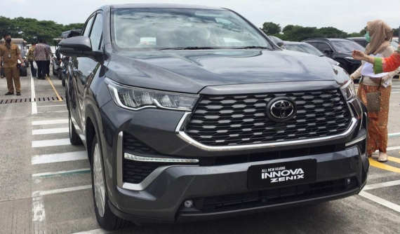 Toyota Innova 2023 có thể được nhập khẩu từ Indonesia về Việt Nam vào năm sau, quyết xóa mác "xe dịch vụ"