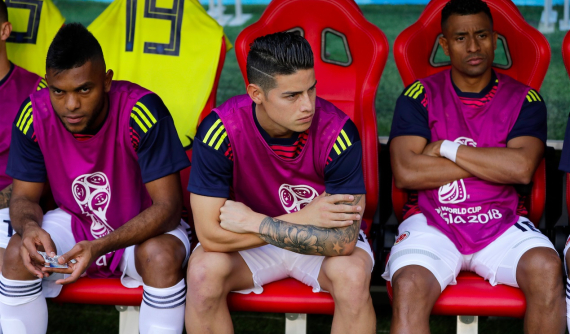 Lý do ghế dành cho ban huấn luyện và các cầu thủ dự bị tại World Cup 2022 lại giống ghế xe đua