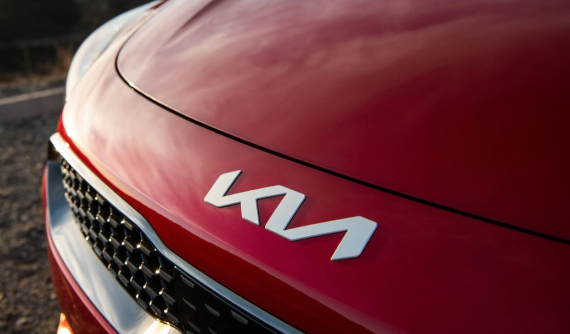 Logo mới của hãng KIA khiến ít nhất 30.000 người đọc nhầm thành "KN"