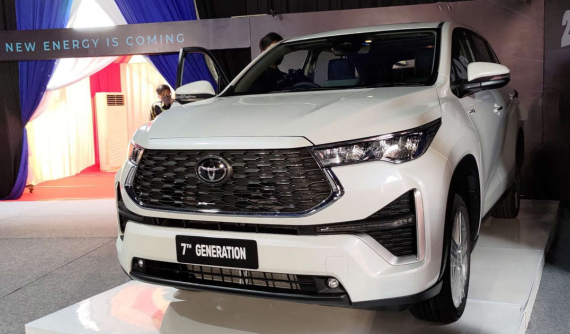 Hệ dẫn động cầu trước (FWD) là gì? Vì sao Toyota Innova 2023 chuyển sang dùng hệ dẫn động này?