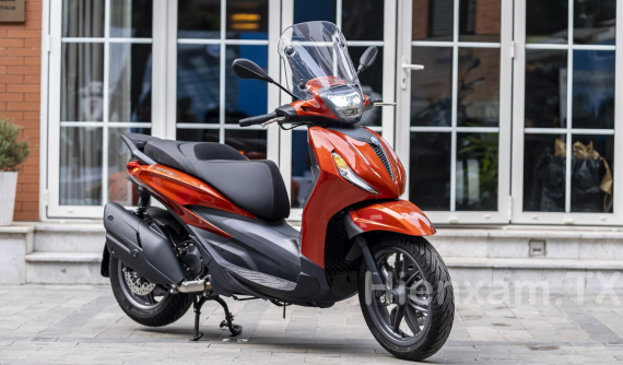 Chi tiết Piaggio Beverly 400 HPE - phiên bản mạnh mẽ hơn, to lớn hơn của Piaggio Medley