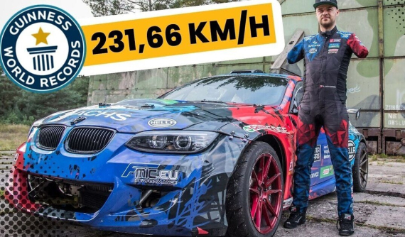 Người đàn ông mất cả 2 cánh tay lập kỷ lục Guinness thế giới khi lái xe BMW M3 đạt tốc độ 232 km/h