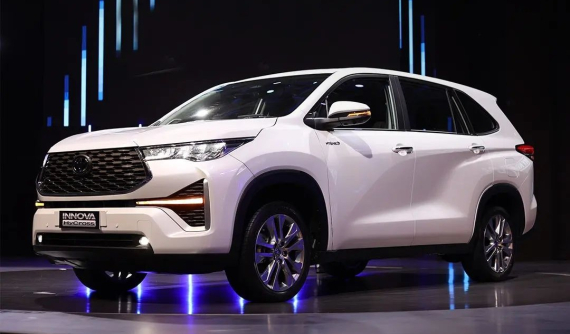 Toyota Innova HyCross 2023 chính thức ra mắt, bán song song với phiên bản cũ giống kế hoạch ở Việt Nam