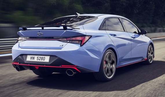 Honda Civic Type R 2023 gọi, Hyundai Elantra N 2023 nhấc máy: "Tôi đã có mặt tại Việt Nam"