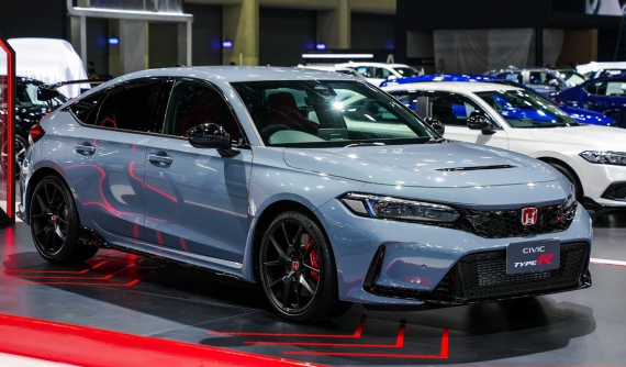 Mãn nhãn với Honda Civic Type R 2023 màu xám xi măng tuyệt đẹp đang được trưng bày tại Thái Lan
